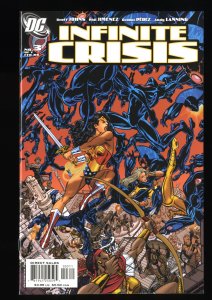 Infinite Crisis #3 NM 9.4