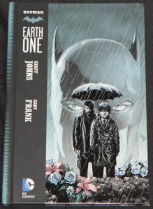 2014 DC BATMAN: EARTH ONE Hardcover High Grade Graphic Novel MINT Geoff Johns