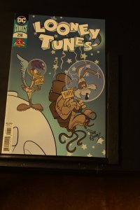 Looney Tunes #258 (2021) Looney Tunes