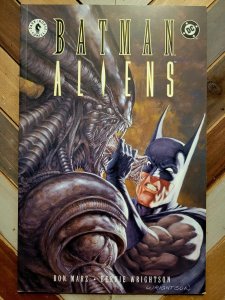 Batman/Aliens #2 (1997) Legendary Art by Bernie Wrightson! DC Dark Horse VF+ 8.5