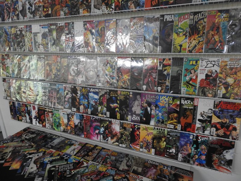 Huge Lot 170+ Comics W/ Spider-Man, Justice League Dark, +More! Avg VF- Cond!