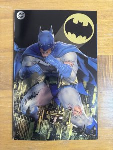 BATMAN #1 • MIKE MAYHEW EXCLUSIVE VIRGIN FOIL VARIANT 2025 LTD 1000 • SIGNED