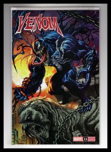 Venom #11 (2022) Tyler Kirkham VARIANT Cover !!!   / MC#52