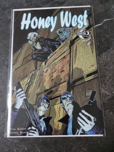 Honey West #2 Cover A (2010)