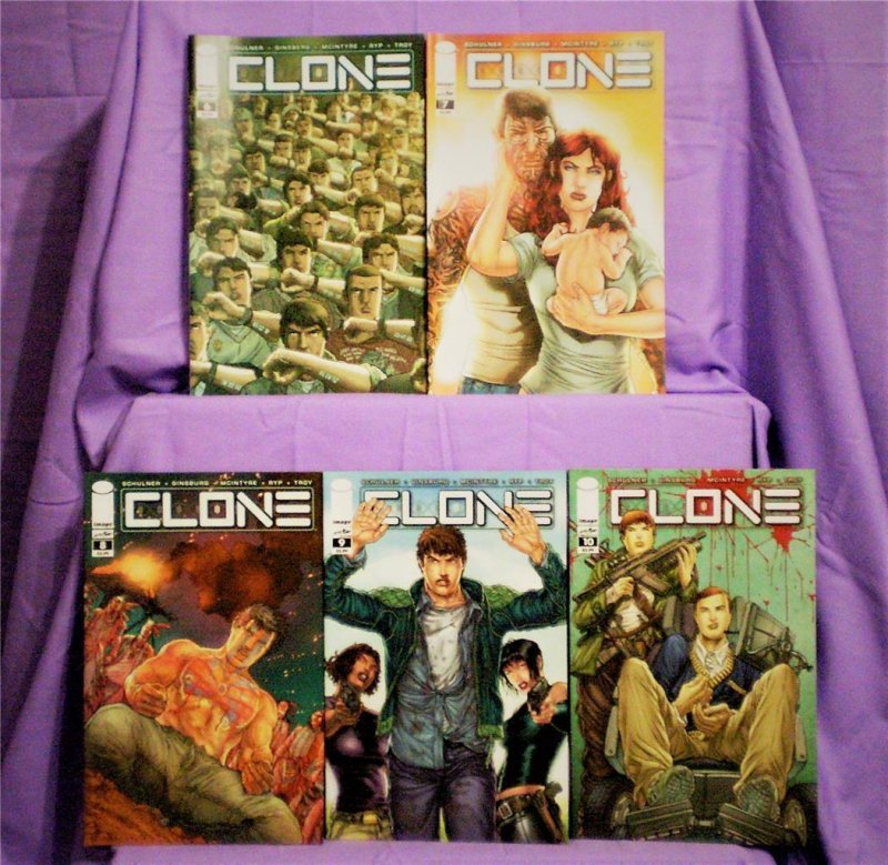 CLONE #1 - 20 Juan Jose Ryp David Schulner (Image 2012) 