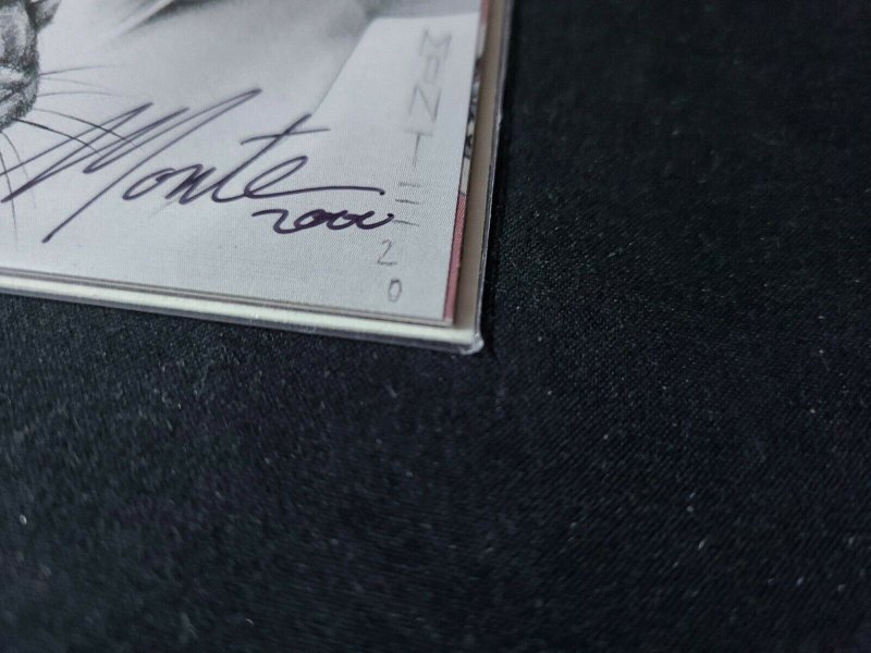 Signed NM+ Vampirella Monthly 24&26 Death Valley 1-2 Monte Moore