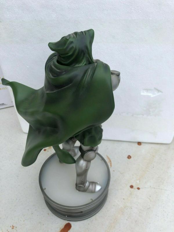 KOTOBUKIYA DOCTOR DOOM Fine Art Statue 15 Marvel 585/1250