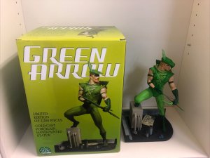 Green Arrow Cold-Cast Porcelain Hand Painted Statue 11” # 2131/2200 DC Direct 