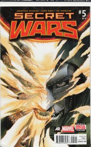 Secret Wars #5 (2015) God Emperor Doctor Doom