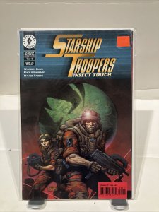 2 STARSHIP TROOPERS INSECT TOUCH No. 1 DARK HORSE 1997