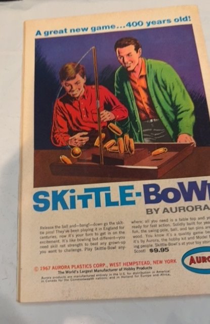 Detective Comics #370 (1967) Batman turns the other cheek