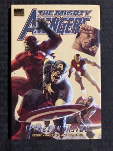 2009 THE MIGHTY AVENGERS v.3 Secret Invasion 1 HC/DJ VF+/FVF 1st Marvel