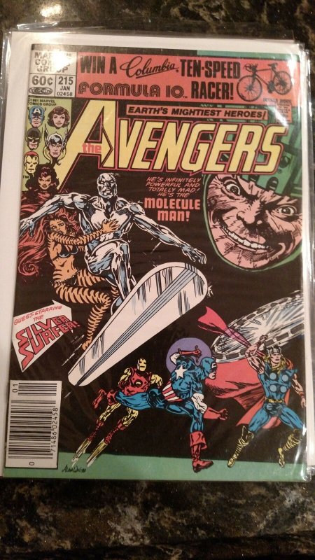 AVENGERS, THE #215 (Marvel,1982) Condition VF