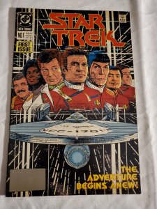 Star Trek 1 Very Fine+ Cover by Jerome Moore