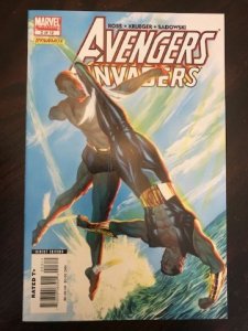 Avengers/Invaders #3 (2008) - NM