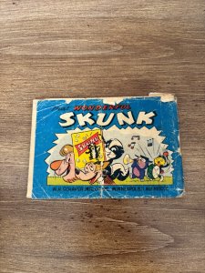 That Wonderful Skunk MINI Comic Book Flipbook W.H. Schaper 19 J408