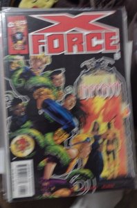 X-FORCE  #  98  2000 MARVEL DISNEY  SELENE HELLFIRE CLUB SUNSPOTS INFERNO