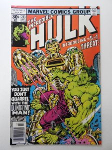 The Incredible Hulk #213 (1977) vs The Quintronic Man! Solid Fine+ Condition!