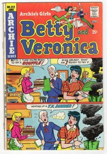 Archie's Girls Betty and Veronica #222 VINTAGE 1974 Archie Comics