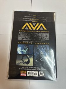 Aliens vs. Avengers by Jonathan Hickman Ribic  TPB (SC) Marvel
