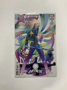 Astonishg X-men 14 Near Mint Nm Signed Greg Land Marvel