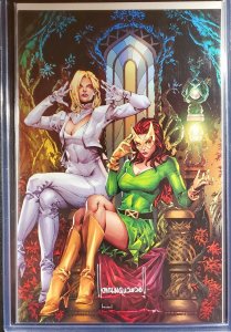 ?Giant X-Men Jean Grey & Emma Frost #1 SIGNED BY Kael Ngu W/ COA VIRGIN C2E2