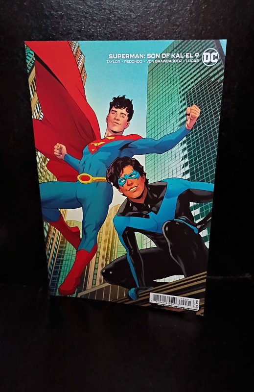 Superman: Son of Kal-El #9 Moore Cover (2022)