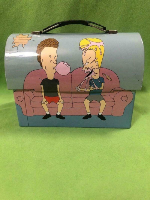 MTV - BEAVIS and BUTTHEAD Lunch Box Stash Metal on couch 2011 new out of case, C