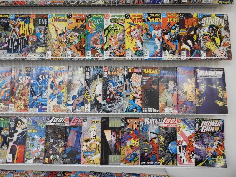 Huge Lot 190+ Comics W/ Batman, Superman, Green Lantern+ Avg Fine/VF Condition!!