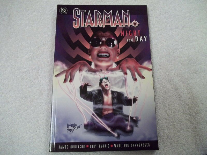 Starman volume 2: Night and Day Written by James Robinson