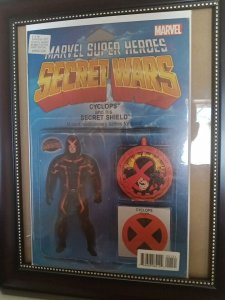 Secret Wars Cyclops Secret Shield #1 (2015) 9.4 NM/Action Figure Variant! P09