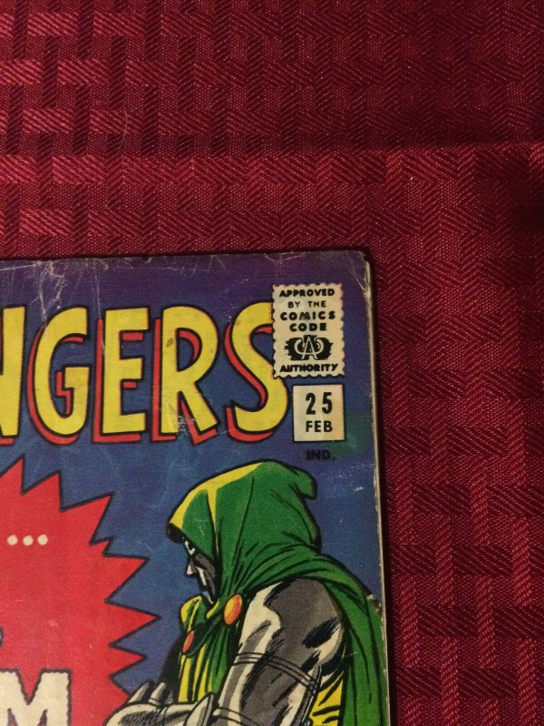 Avengers #25 1965 Dr. Doom Marvel Captain America Collectible ComicVG/VG+