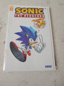 SONIC THE HEDGEHOG #1 SEGA! HARD TO FIND
