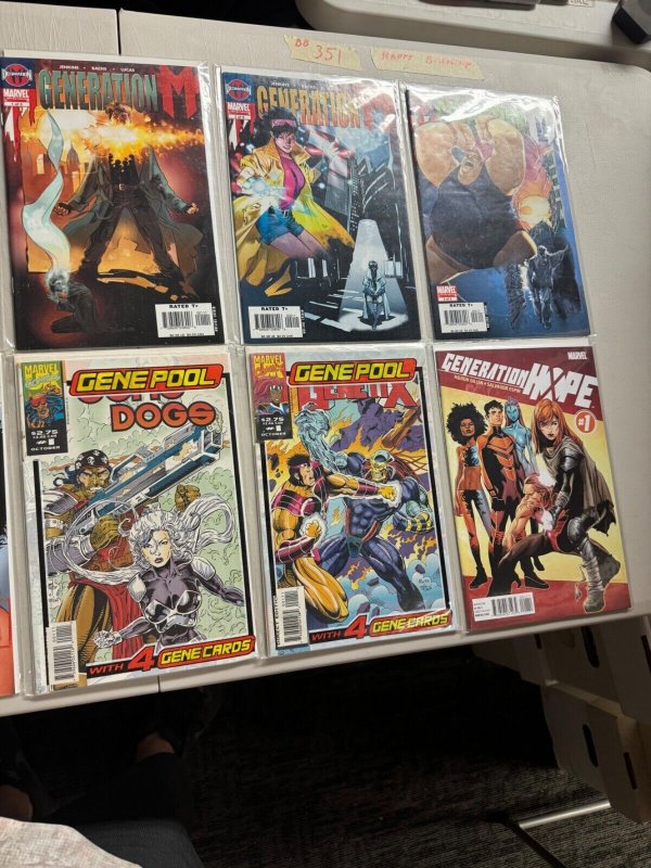 Lot of 10 Comic Lot (see pictures) 351-16