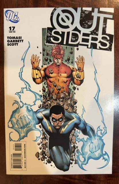 The Outsiders #17 (2009)