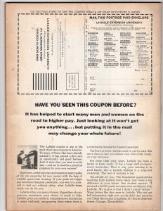 Dracula Lives #4 (1974) VAMPIRE vs VAMPIRE CLASSIC Marvel HOROR Magazine !!!!