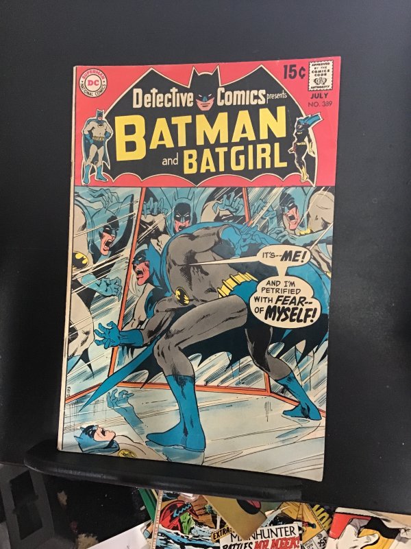 Detective Comics #389 (1969) Neil Adams Fun-House Mirror cover Affordable  VG+