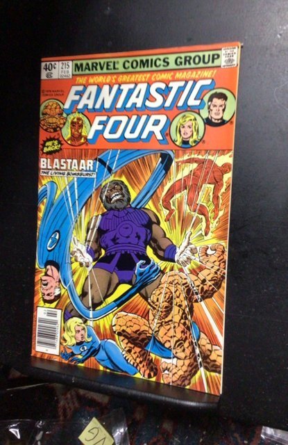 Fantastic Four #215  (1980) John Byrne Art! 1st Futurist! High-Grade key! NM-