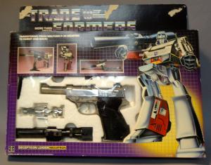 TRANSFORMERS MEGATRON Decepticon Toy Die Cast Plastic Transforming Gun Robot