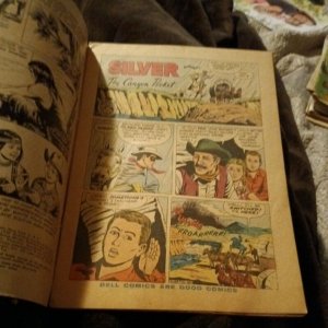 Dell LONE RANGERS FAMOUS HORSE HI-YO SILVER #26 silver age 1958 The Locust Swarm