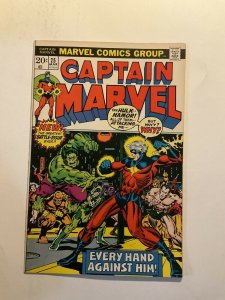 Captain Marvel 25 Near Mint- nm- 9.2 Marvel 