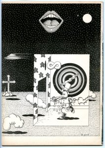 HEE HEE COMICS - Comix - 8.0, OW-W - 1st printing - High grade!