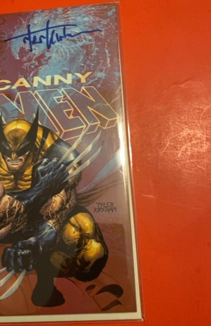 Uncanny X-men #19 Tyler Kirkham signed with Coa
