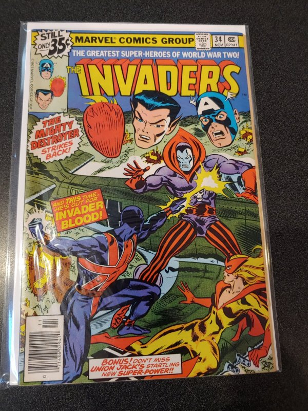 THE INVADERS #34 BRONZE AGE HIGH GRADE VF/NM