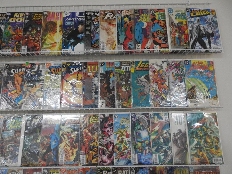 Huge Lot of 140+ Comics W/ Flash, Superman, Batman Avg. FN/VF Condition!