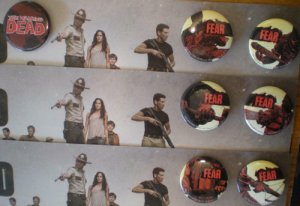 WALKING DEAD Promo set, Zombies,with 9 Promo Cards / misc, + 3 buttons, 1 2