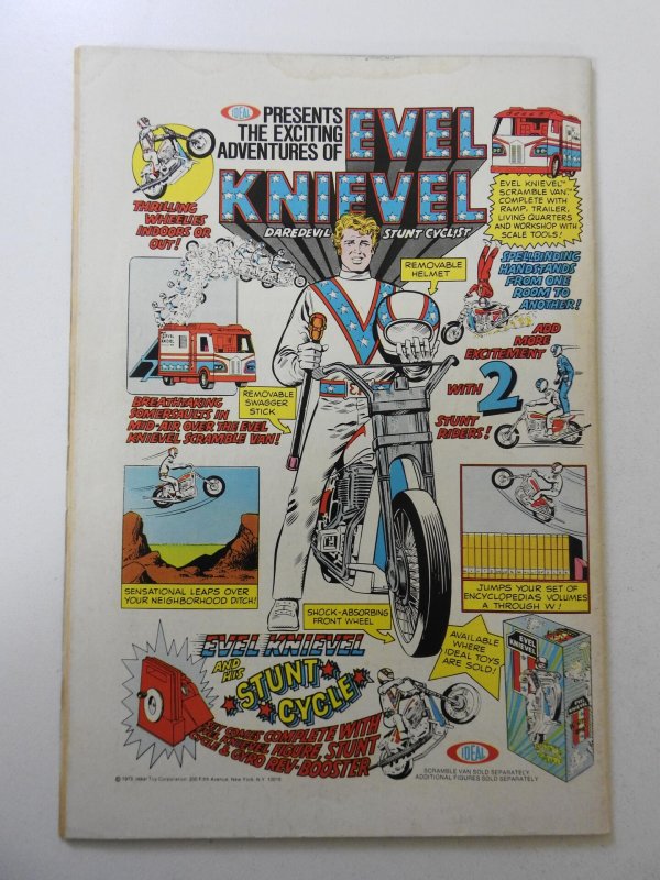 Daredevil #107 (1974) VG Condition Moisture stain, rust on top staple