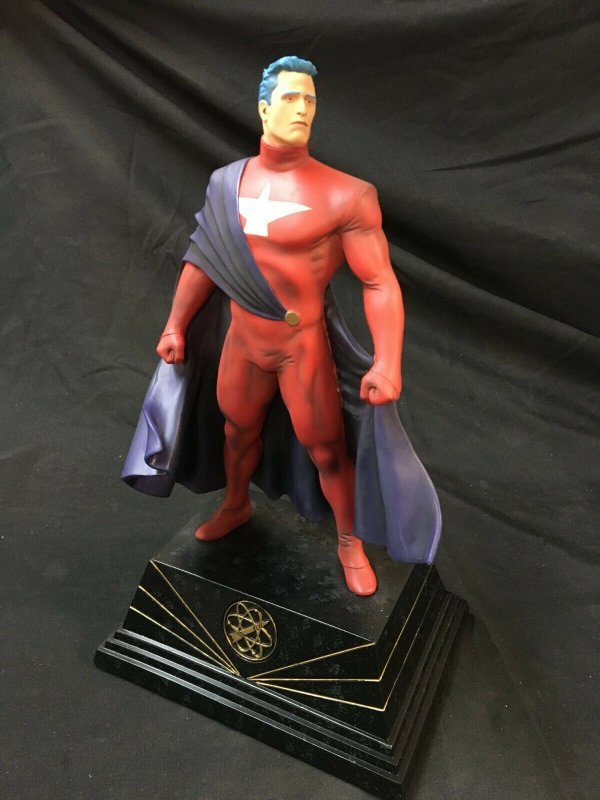 ASTRO CITY SAMARITAN STATUE #872/1000 SCULPTED BY RANDY BOWEN 1/8TH SCALE MIB