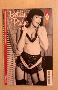 Bettie Page #4 (2017) Dynamite Entertainment Comics Photo Variant Cover