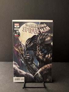 The Amazing Spider-Man #8 Gabriele Dell'Otto Predator Variant (2022)